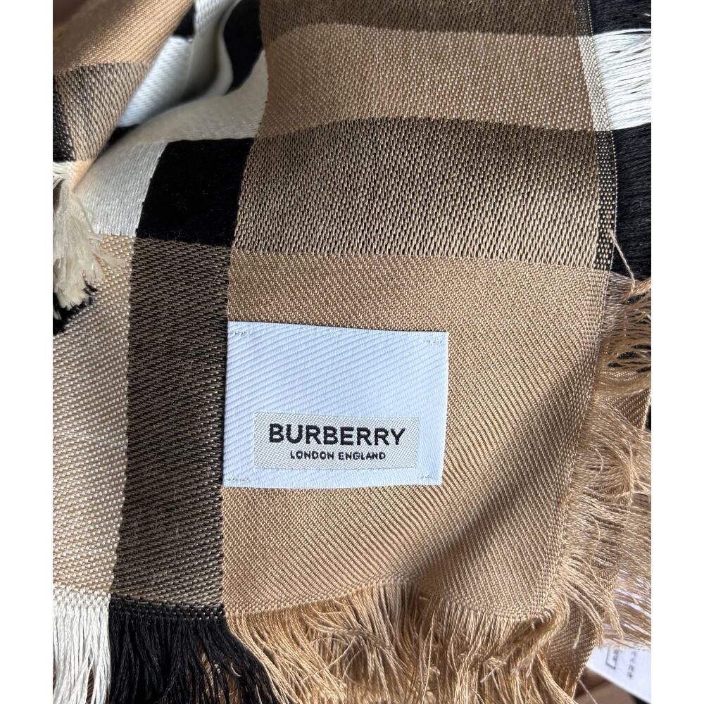 Burberry EKD Crest Ribbon Check Scarf Archive Beige Equestrian Motif 140 x 140 - Picture 6 of 7